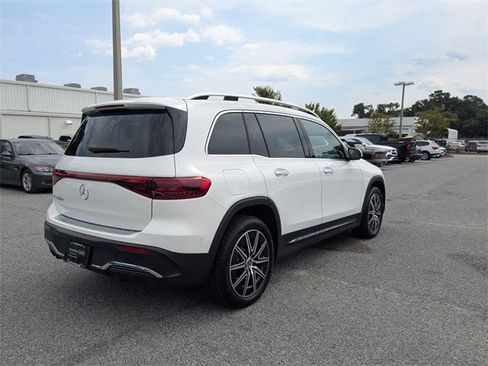 Used 2025 Mercedes-Benz EQB 250+ image 5