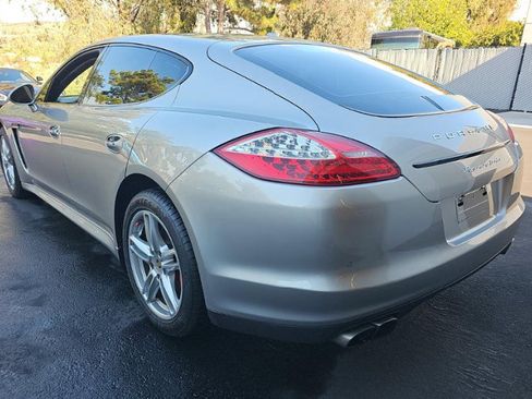 Used 2013 Porsche Panamera image 4