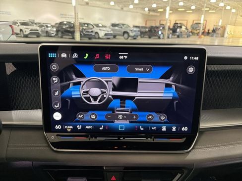 New 2026 Volkswagen Tiguan SE R-Line FWD image 33