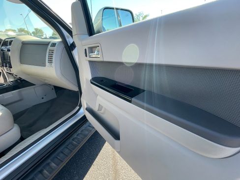 Used 2009 Ford Escape 2WD Hybrid image 20