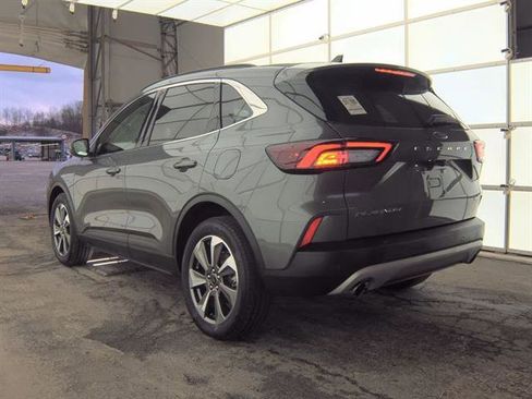 Used 2025 Ford Escape Platinum image 7