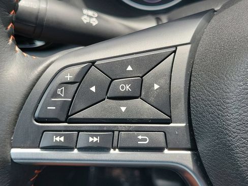 Certified 2024 Nissan Sentra SR FWD image 32