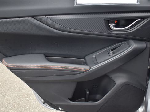 Used 2020 Subaru Crosstrek 2.0i Limited w/ Moonroof Package w/Navigation AWD/4WD image 19