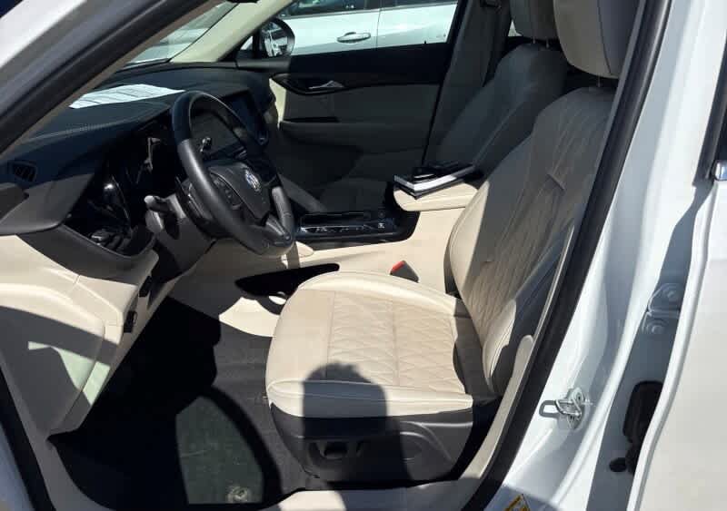 Used 2023 Buick Envision Avenir AWD/4WD image 3