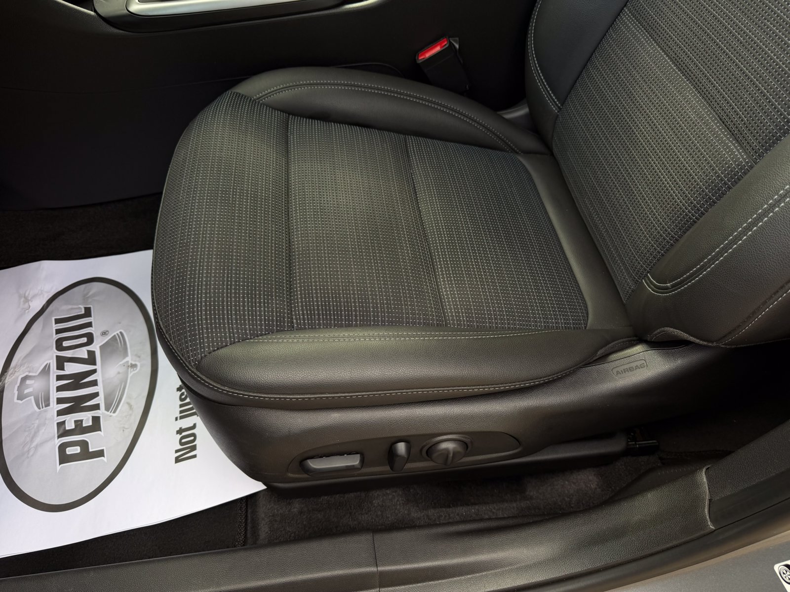 Used 2024 Buick Envista Preferred w/ Convenience I Package FWD image 11