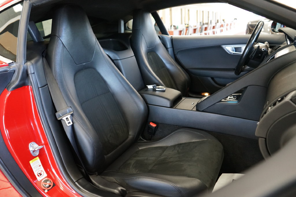 Used 2017 Jaguar F-TYPE Coupe RWD image 43