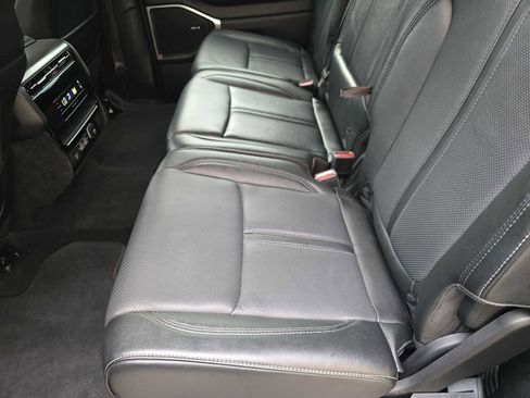 Used 2023 Jeep Wagoneer Series II RWD image 14