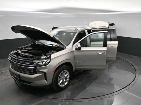 Used 2024 Chevrolet Suburban Premier image 41