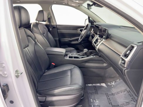 Used 2021 Kia Sorento EX w/ EX AWD X-Line Package image 15