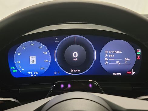New 2026 Porsche Macan Electric RWD image 19