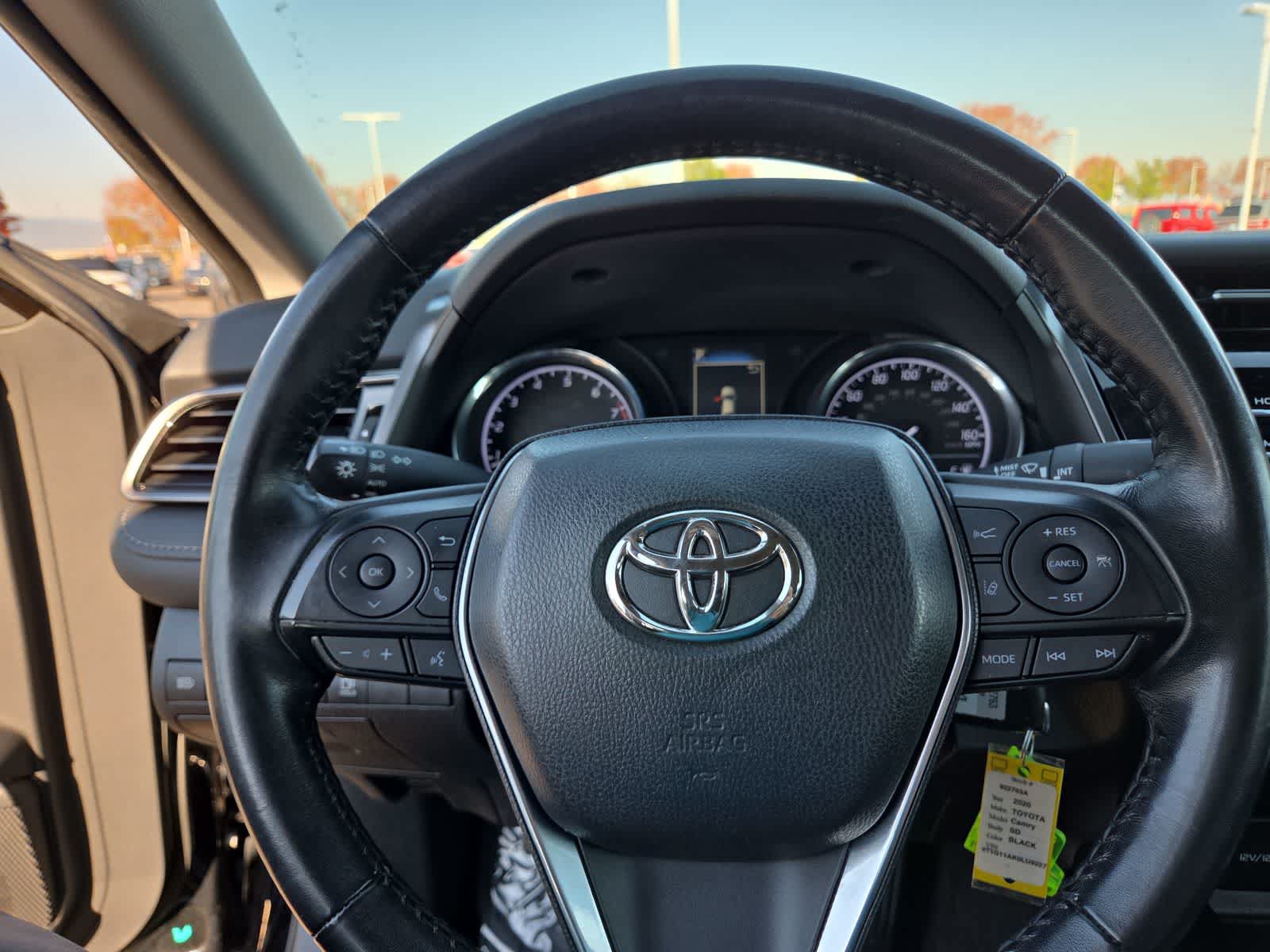 Used 2020 Toyota Camry SE FWD image 23