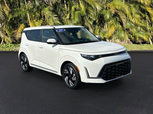 Used 2025 Kia Soul GT-Line image 2