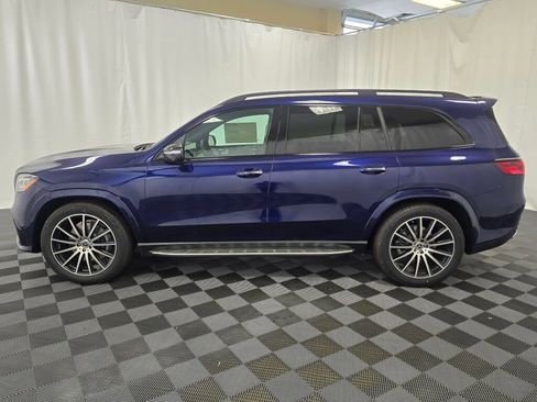 New 2026 Mercedes-Benz GLS 450 4MATIC image 3