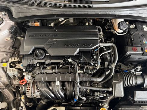 Certified 2023 Hyundai Elantra SEL w/ Convenience Package FWD image 9