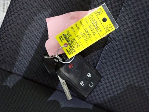 Used 2018 Chevrolet Silverado 1500 LT w/ All Star Edition image 33