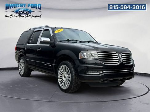 Used 2017 Lincoln Navigator Select image 7