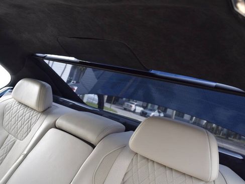 Used 2017 BMW ALPINA B7 xDrive AWD/4WD image 44
