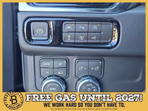 New 2026 GMC Yukon XL Denali w/ Sun & Power Step Package AWD/4WD image 25