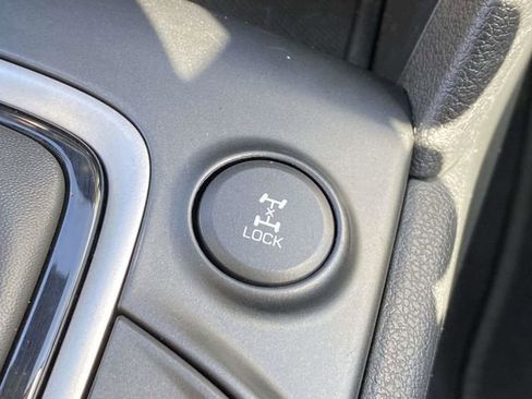 Used 2021 Hyundai Kona SE image 29