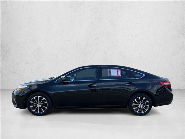 Used 2016 Toyota Avalon XLE FWD image 9