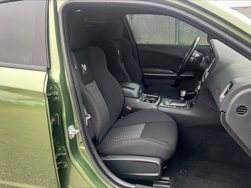 Used 2022 Dodge Charger Scat Pack image 9