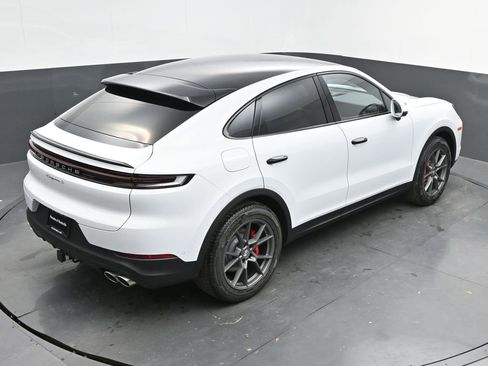 New 2025 Porsche Cayenne S image 44