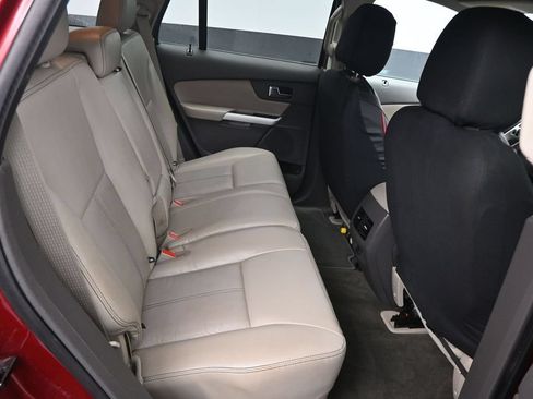 Used 2013 Ford Edge SEL FWD image 10