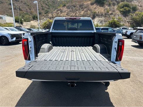 New 2025 GMC Sierra 2500 Denali Ultimate image 31