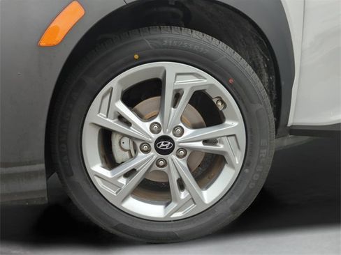 Used 2023 Hyundai Kona SEL image 46