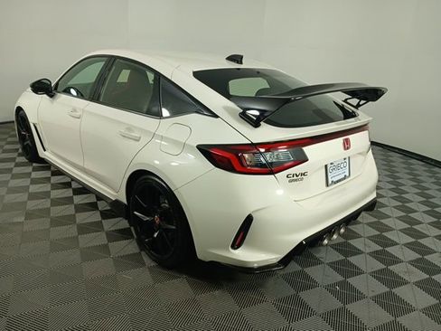 Used 2025 Honda Civic Type R image 5