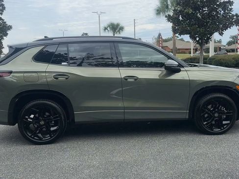 New 2026 Volkswagen Tiguan SE R-Line image 9