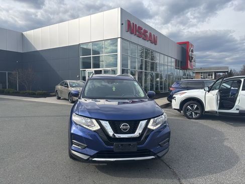 Used 2020 Nissan Rogue S w/ Special Edition Package image 8