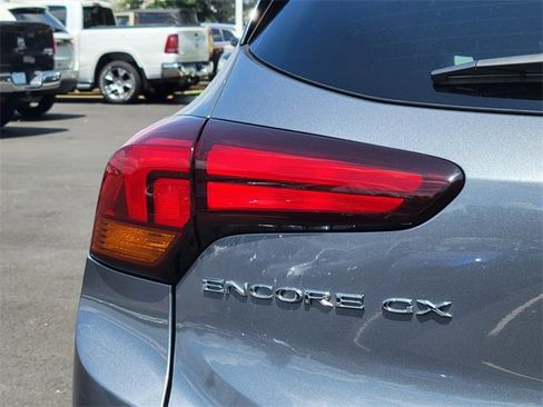 Used 2022 Buick Encore GX Select w/ Sport Touring Package image 10