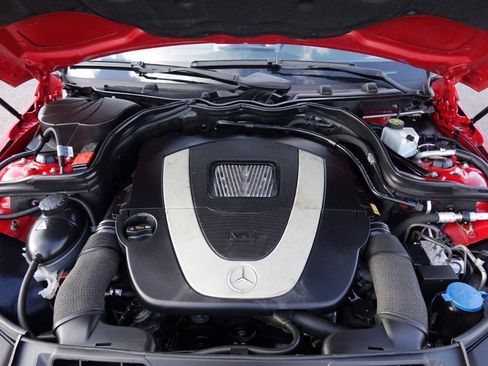 Used 2010 Mercedes-Benz C 300 Sedan image 92