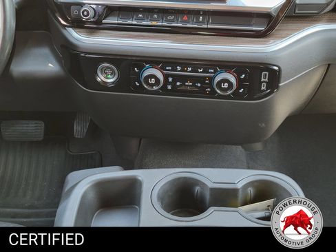 Used 2022 Chevrolet Silverado 1500 LT AWD/4WD image 22