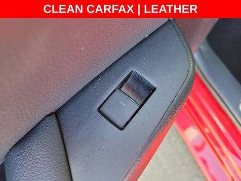 Used 2021 Toyota Prius XLE FWD image 18