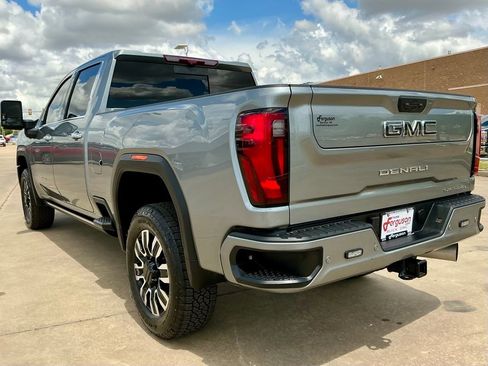 Used 2024 GMC Sierra 2500 Denali Ultimate w/ Max Trailering Package image 13