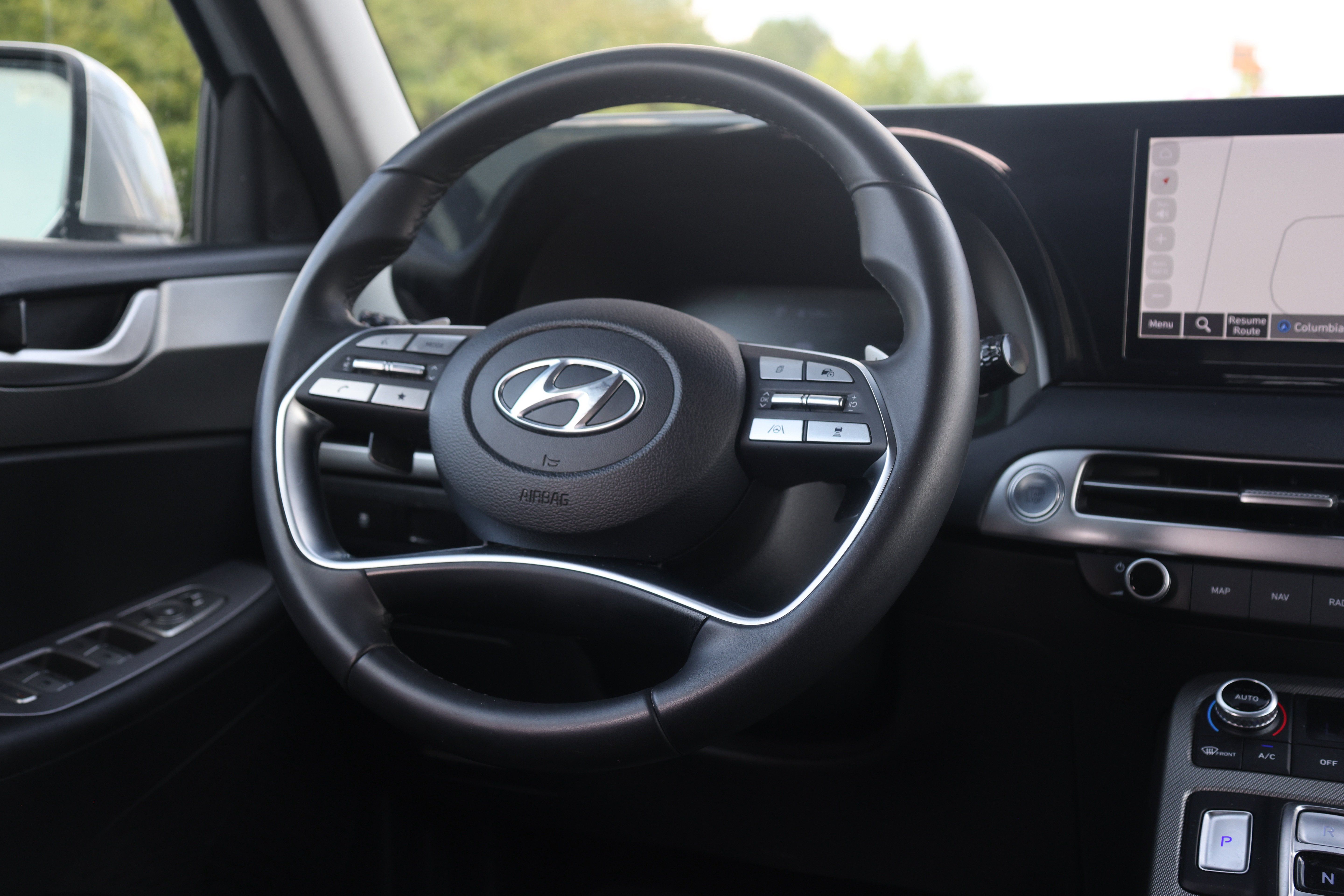 Used 2024 Hyundai Palisade SEL FWD image 25