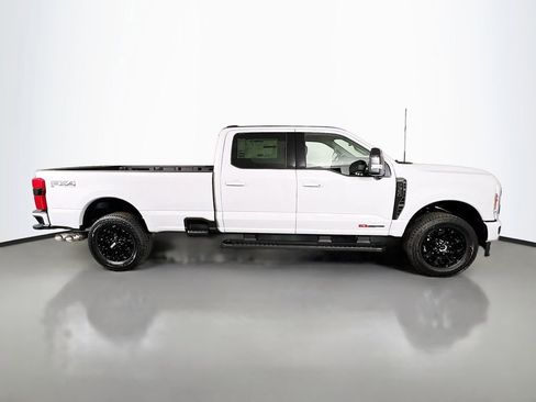 New 2026 Ford F350 Lariat w/ Black Appearance Package image 18
