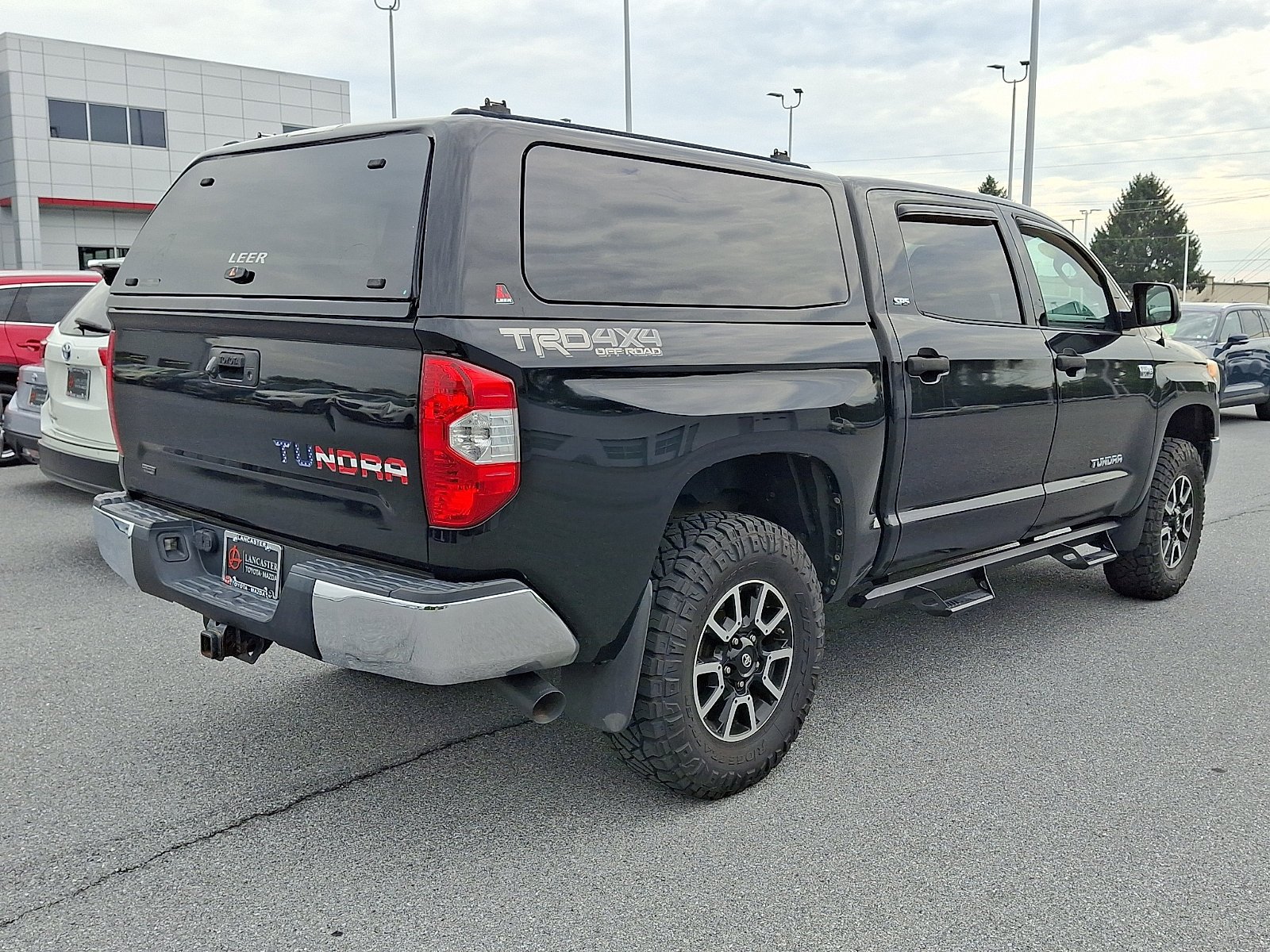 Used 2014 Toyota Tundra SR5 w/ TRD Off Road Package AWD/4WD image 4
