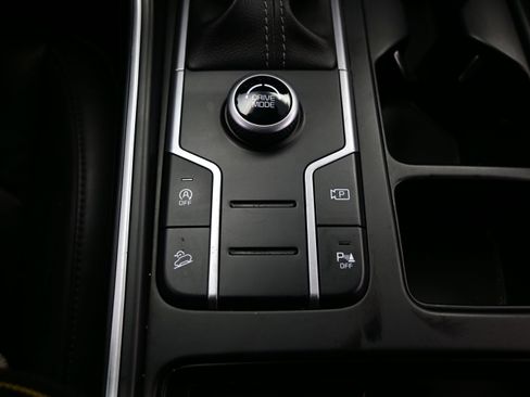 Used 2023 Kia Sorento S FWD image 24