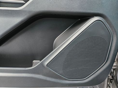 Used 2024 Ford Explorer XLT w/ Equipment Group 202A image 16