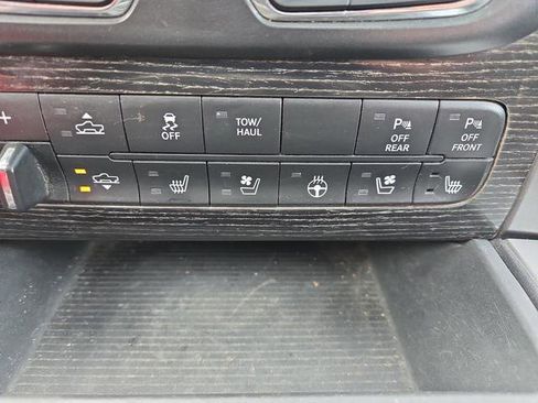 Used 2016 RAM 1500 Limited image 8