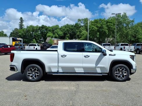 New 2026 GMC Sierra 1500 SLT w/ SLT Premium Plus Package AWD/4WD image 2