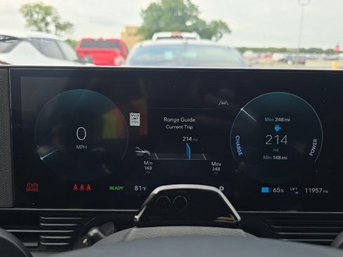 Used 2025 Hyundai Ioniq 5 Limited AWD/4WD image 7