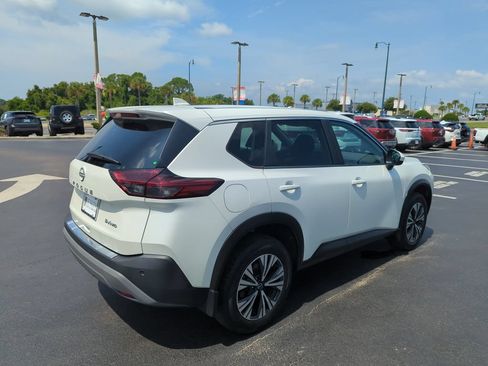 Certified 2023 Nissan Rogue SV AWD/4WD image 6