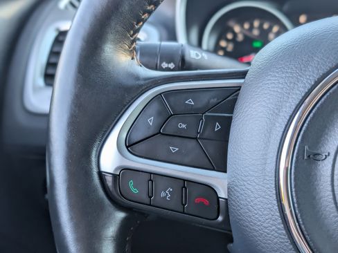 Used 2019 Jeep Compass Latitude w/ Popular Equipment Group image 19