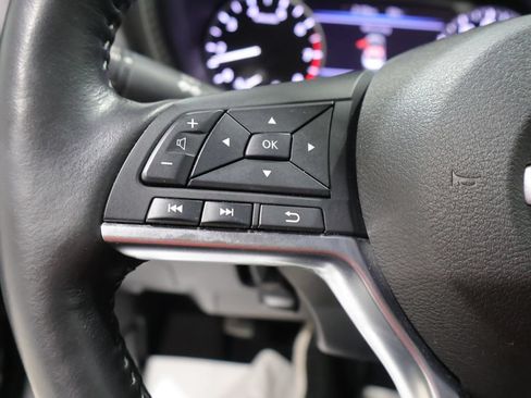 Used 2025 Nissan Sentra SV w/ All-Weather Package FWD image 36