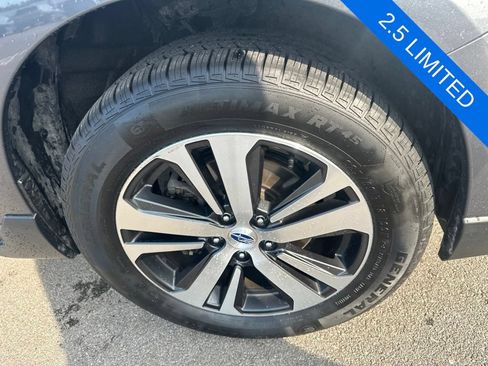 Used 2019 Subaru Outback 2.5i Limited AWD/4WD image 35