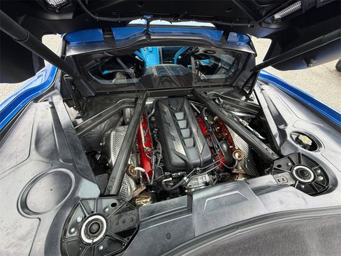 Used 2021 Chevrolet Corvette Stingray Premium Cpe w/ Z51 Performance Package image 25